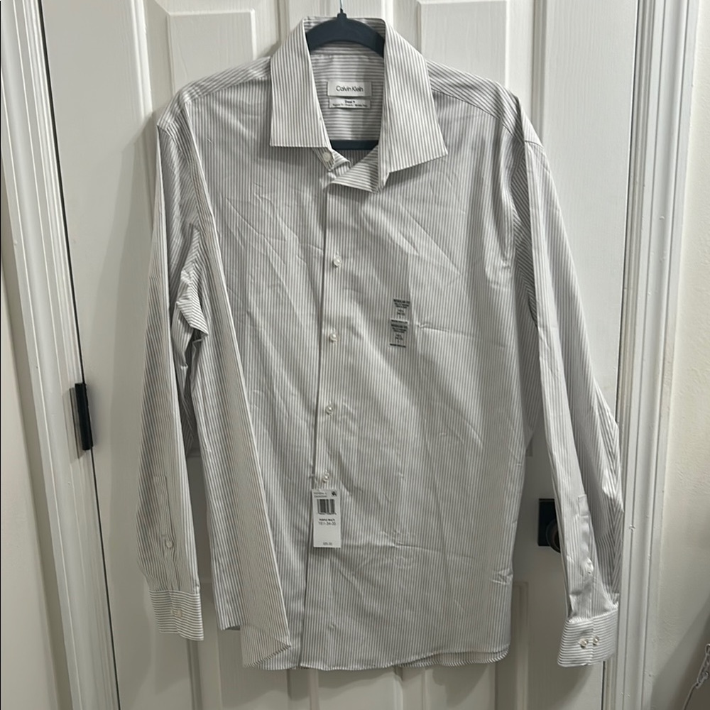 Calvin Klein Men's Gray Striped Shirt